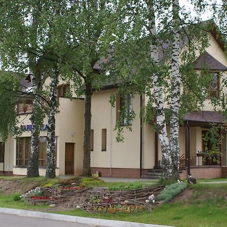 Hotel Rudzupukes à Svente Extérieur photo