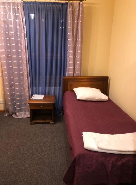Hotel Rudzupukes à Svente Extérieur photo