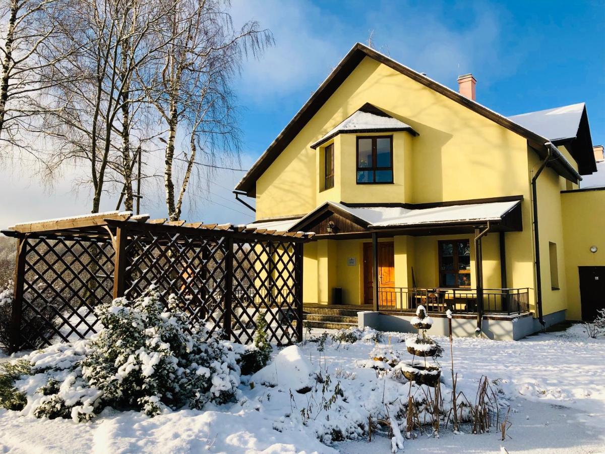 Hotel Rudzupukes à Svente Extérieur photo