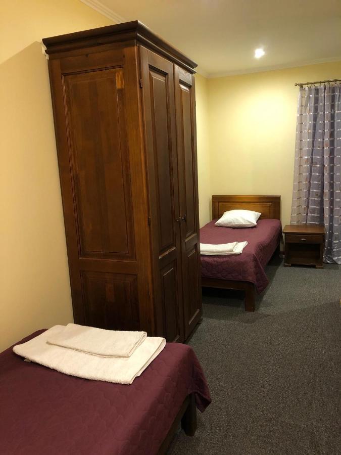 Hotel Rudzupukes à Svente Extérieur photo