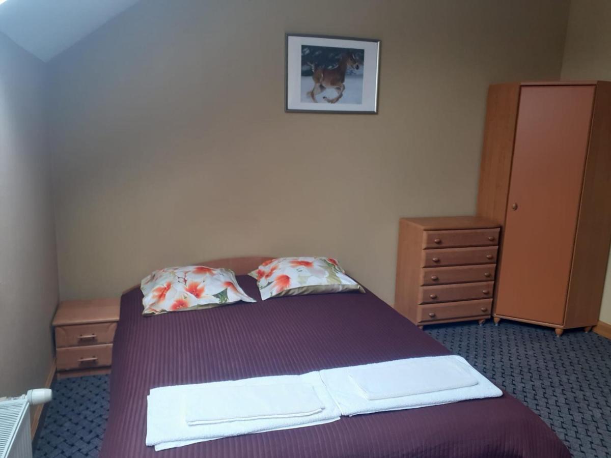 Hotel Rudzupukes à Svente Extérieur photo